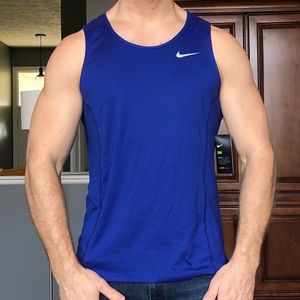 Nike Dri-Fit Sleeveless Tank Top Running Shirt NWT